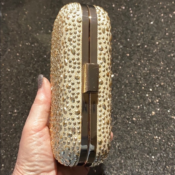 Adorable Bebe Clutch Crossbody - Picture 5 of 8